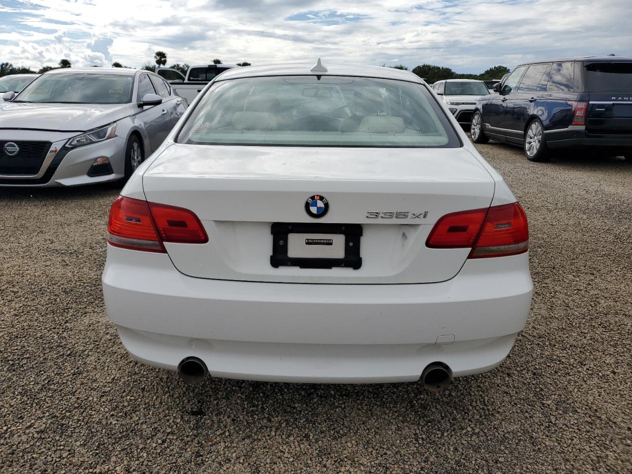 WBAWC73588E063358 2008 BMW 335 Xi