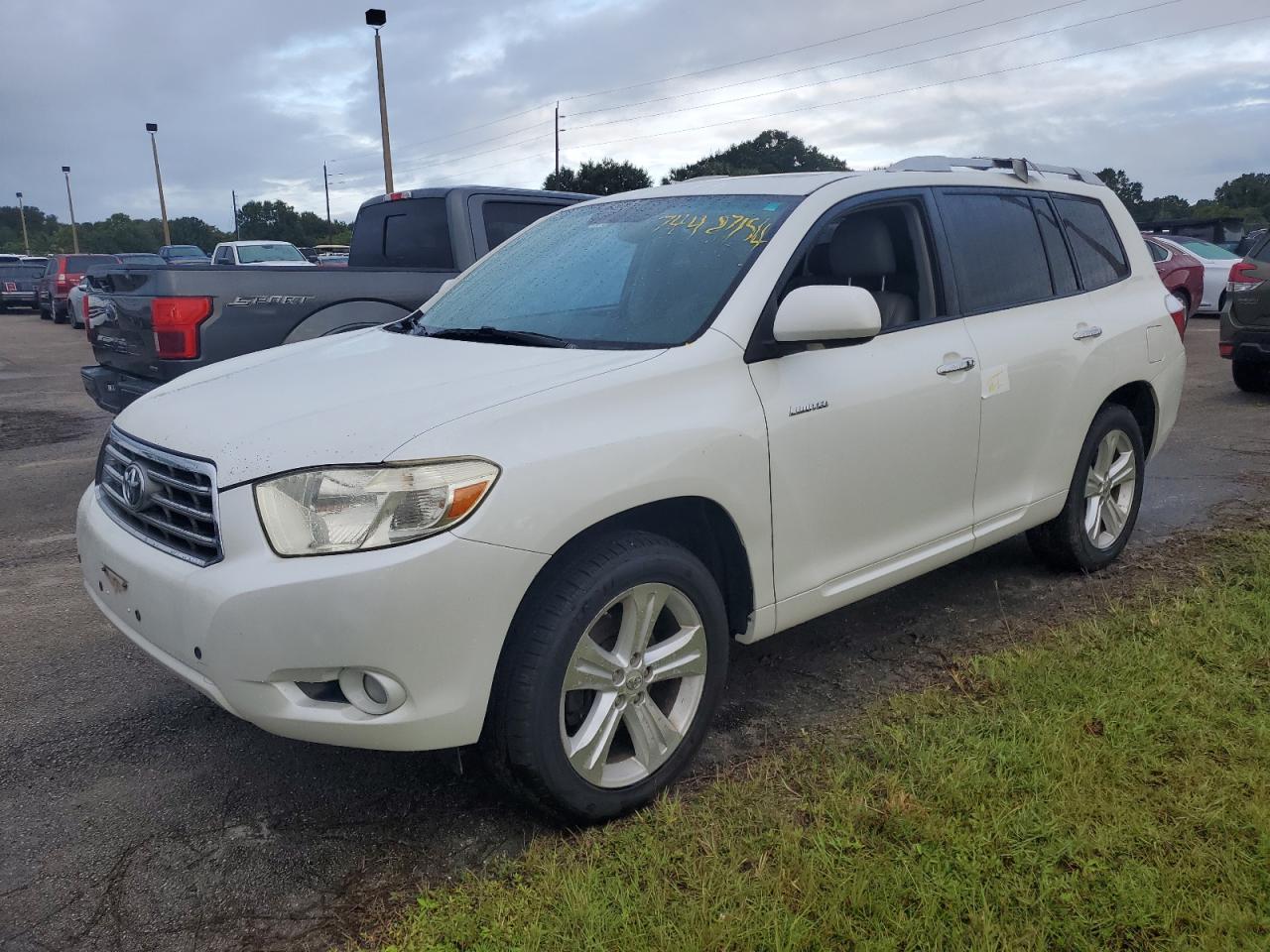 2009 Toyota Highlander - Image 1