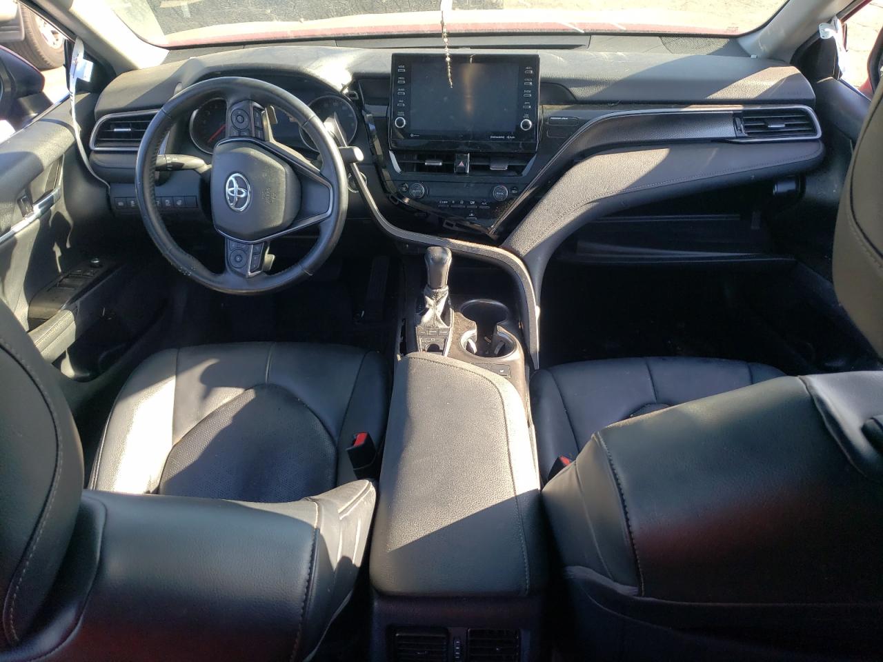2022 Toyota Camry - Image 8