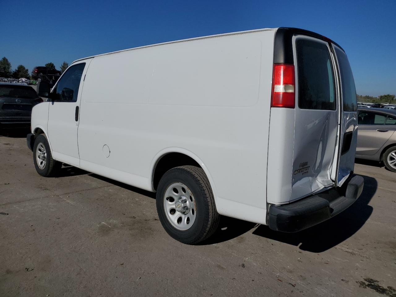 VIN 1GCSGAFX5E1148869 2014 CHEVROLET EXPRESS no.2