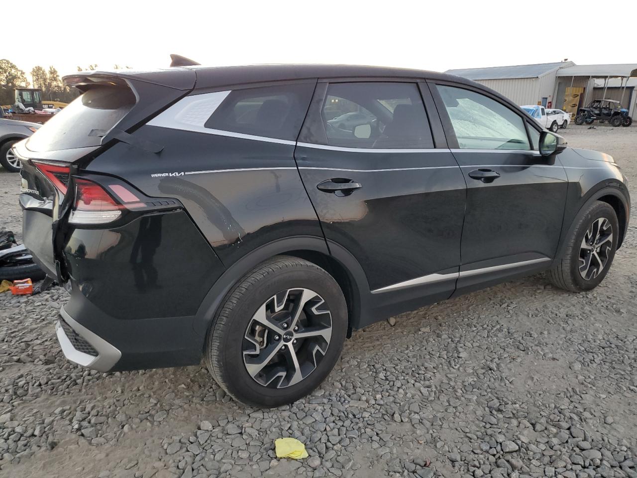 2024 Kia Sportage - Image 3