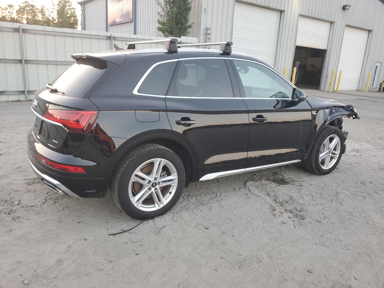 VIN WA1G2AFY5M2074501 2021 AUDI Q5 no.3