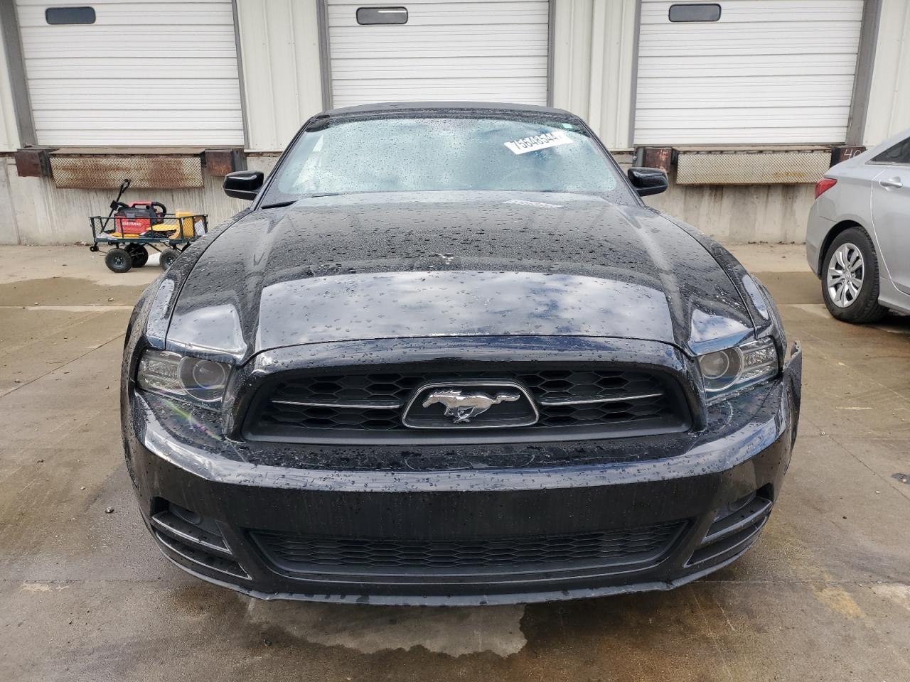 2013 Ford Mustang - Image 5