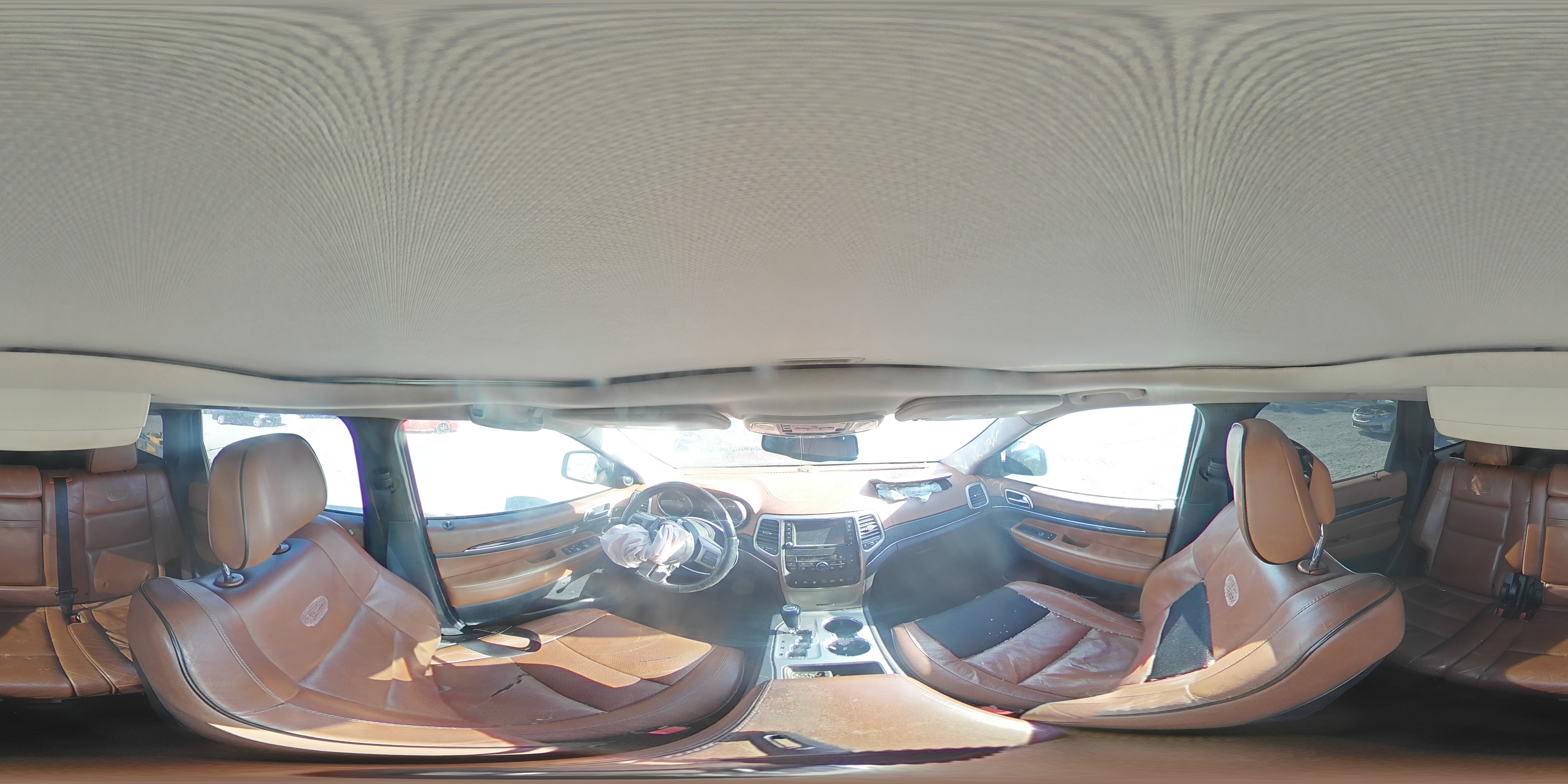 2012 Jeep Grand Cherokee - Image 14