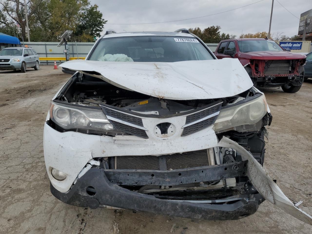 2014 Toyota RAV 4 - Image 5