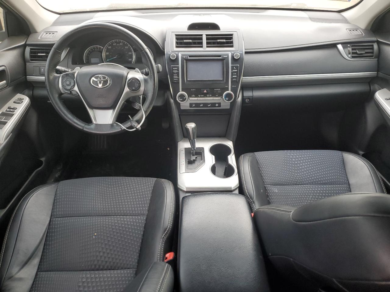 2012 Toyota Camry - Image 8