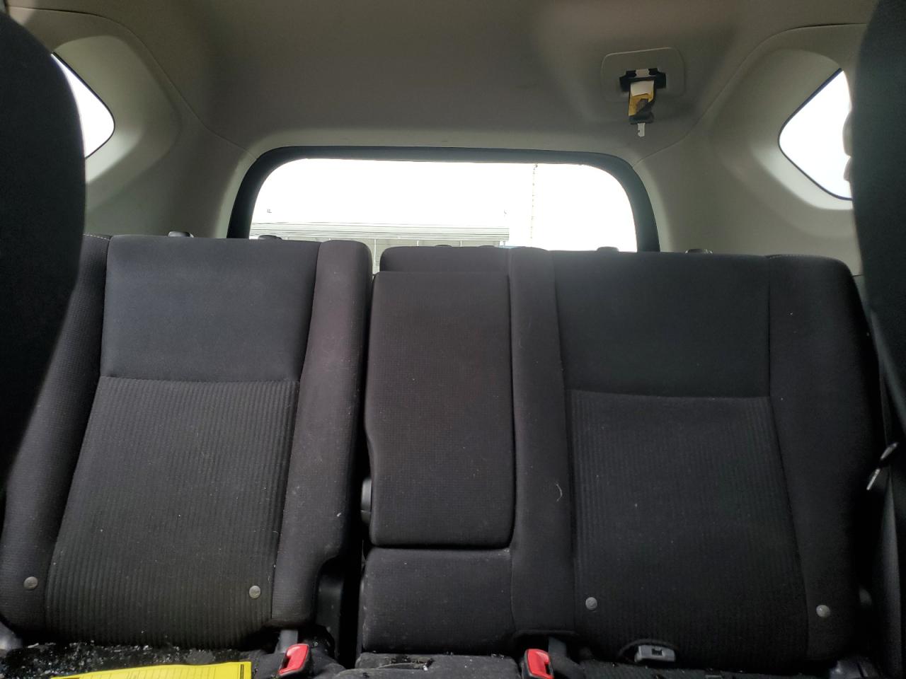 2015 Toyota RAV 4 - Image 10