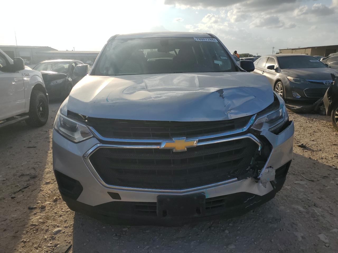 VIN 1GNERFKW8KJ311292 2019 CHEVROLET TRAVERSE no.5