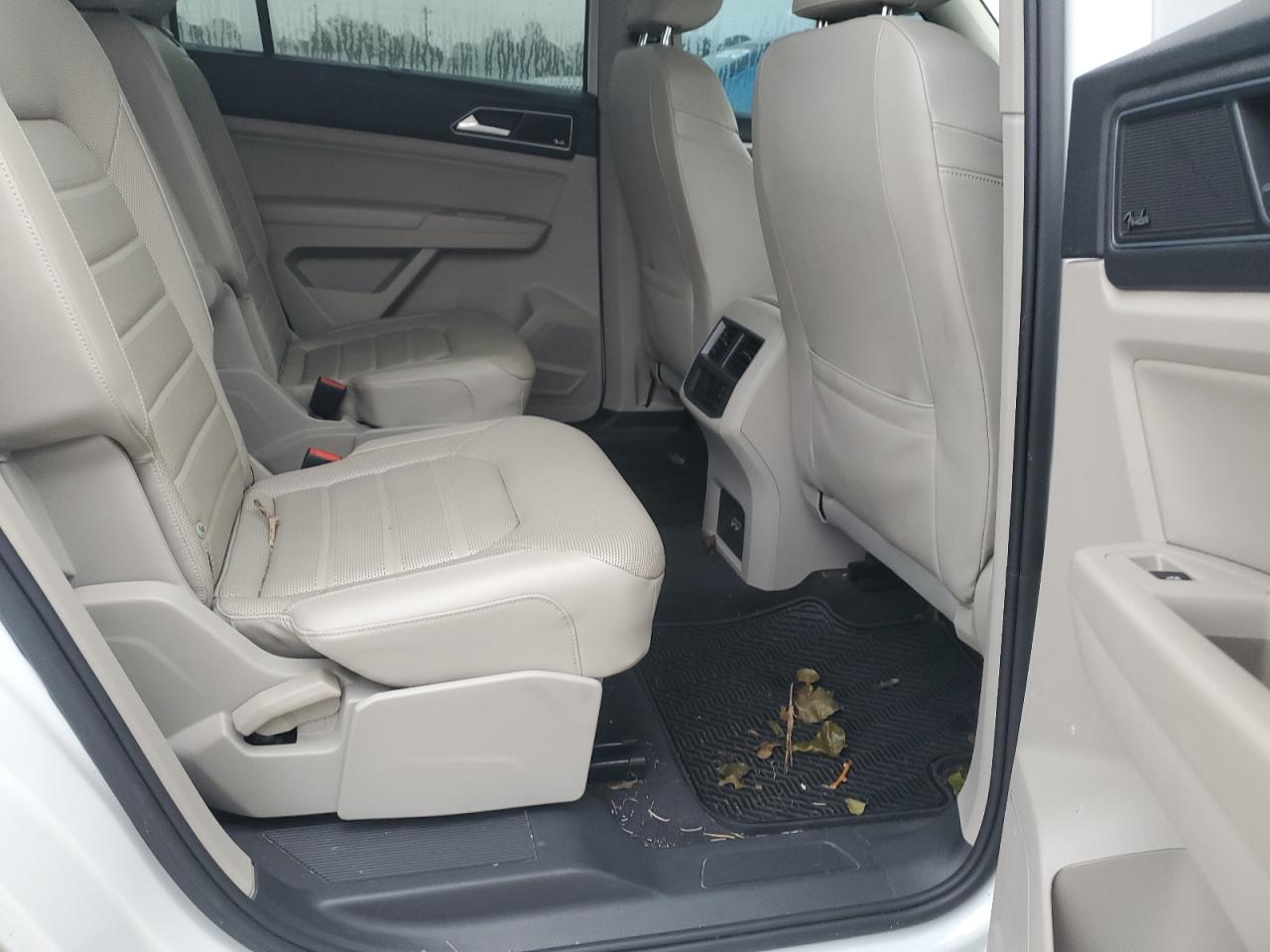 2018 Volkswagen Atlas Sel Premium VIN: 1V2NR2CA2JC576697 Lot: 60794965