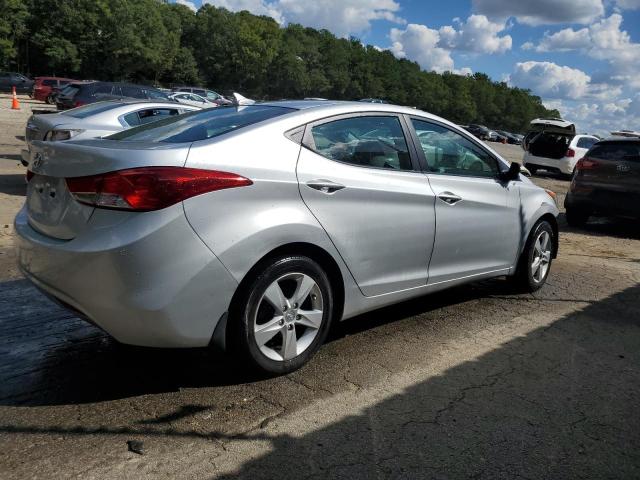  HYUNDAI ELANTRA 2013 Сріблястий