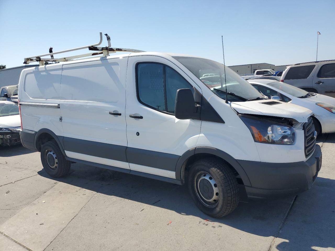 1FTYR1YM4JKB29399 2018 Ford Transit T-250