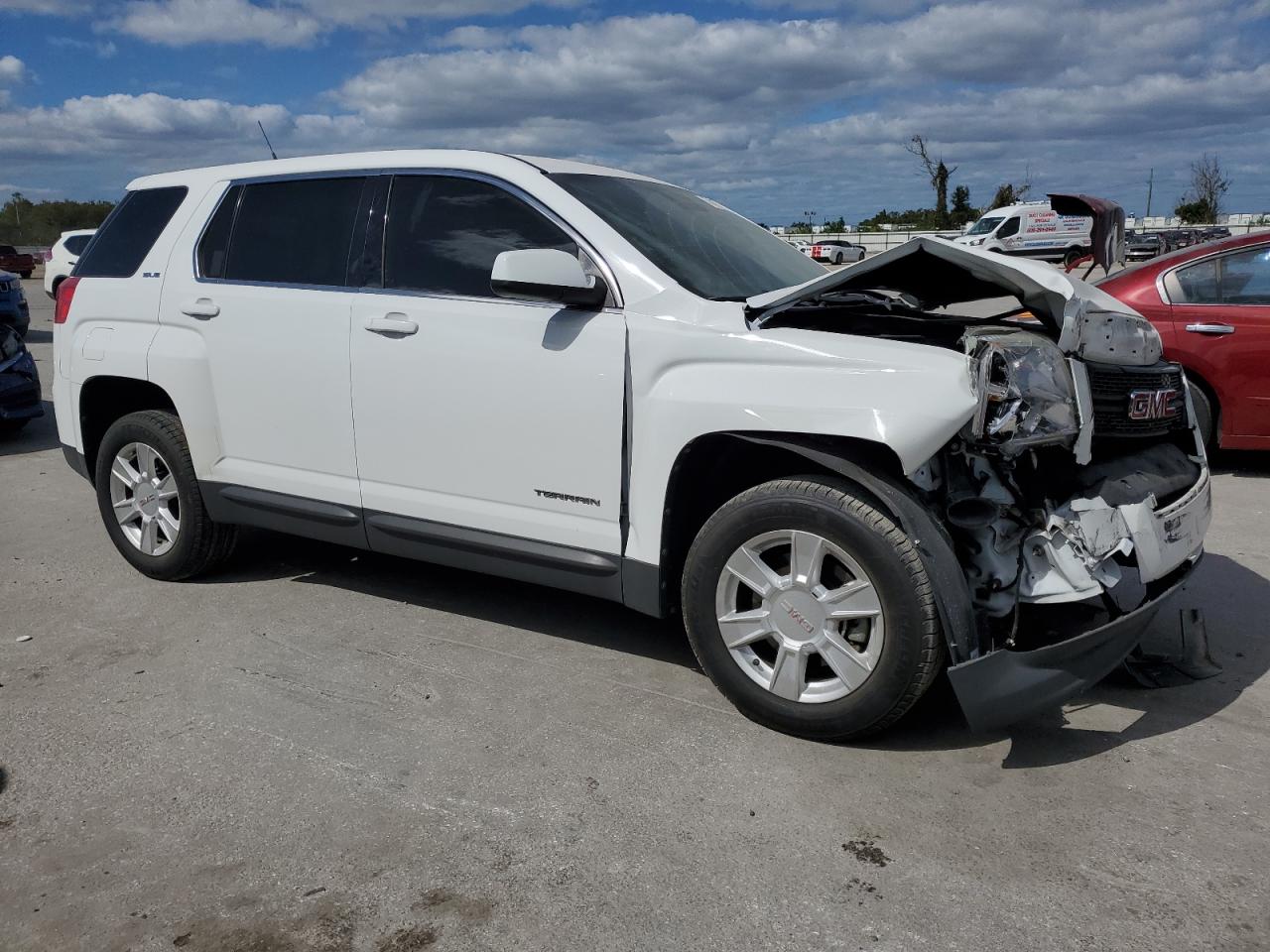 2012 GMC Terrain - Image 4