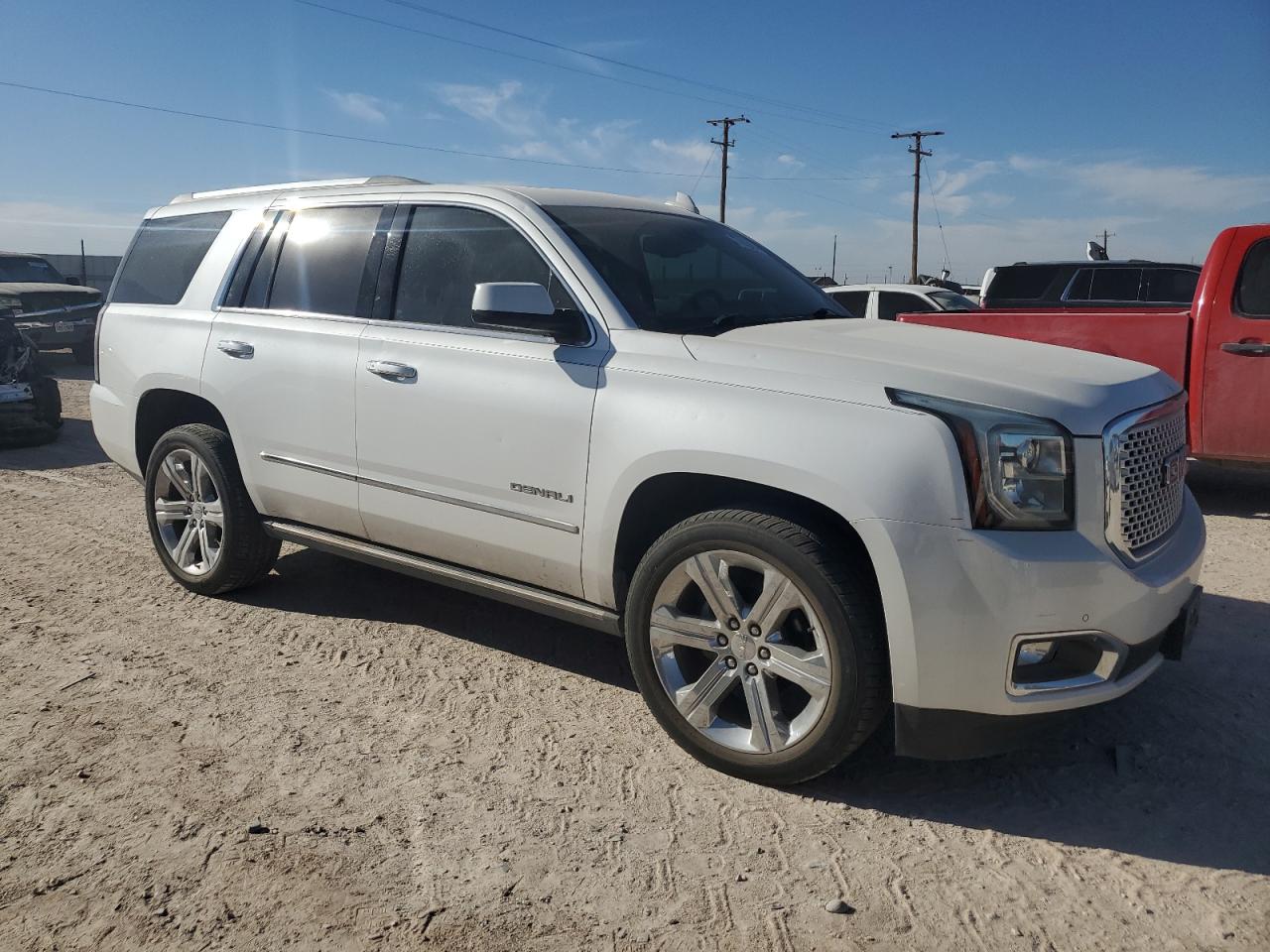 2017 GMC Yukon - Image 4
