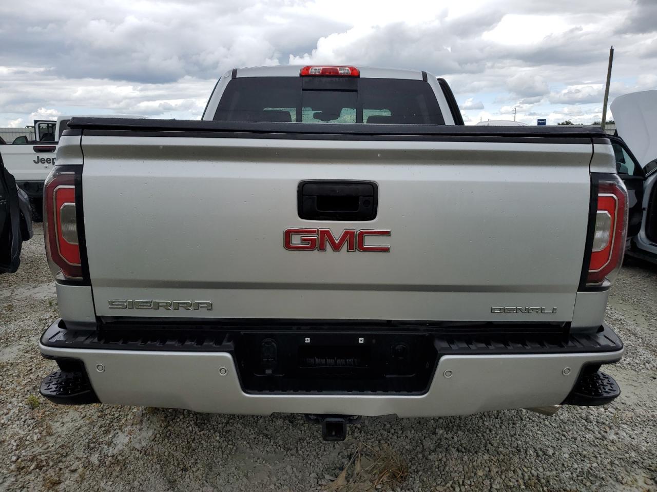 2018 GMC Sierra C1500 Denali VIN: 3GTP1PEJ7JG271902 Lot: 74056274