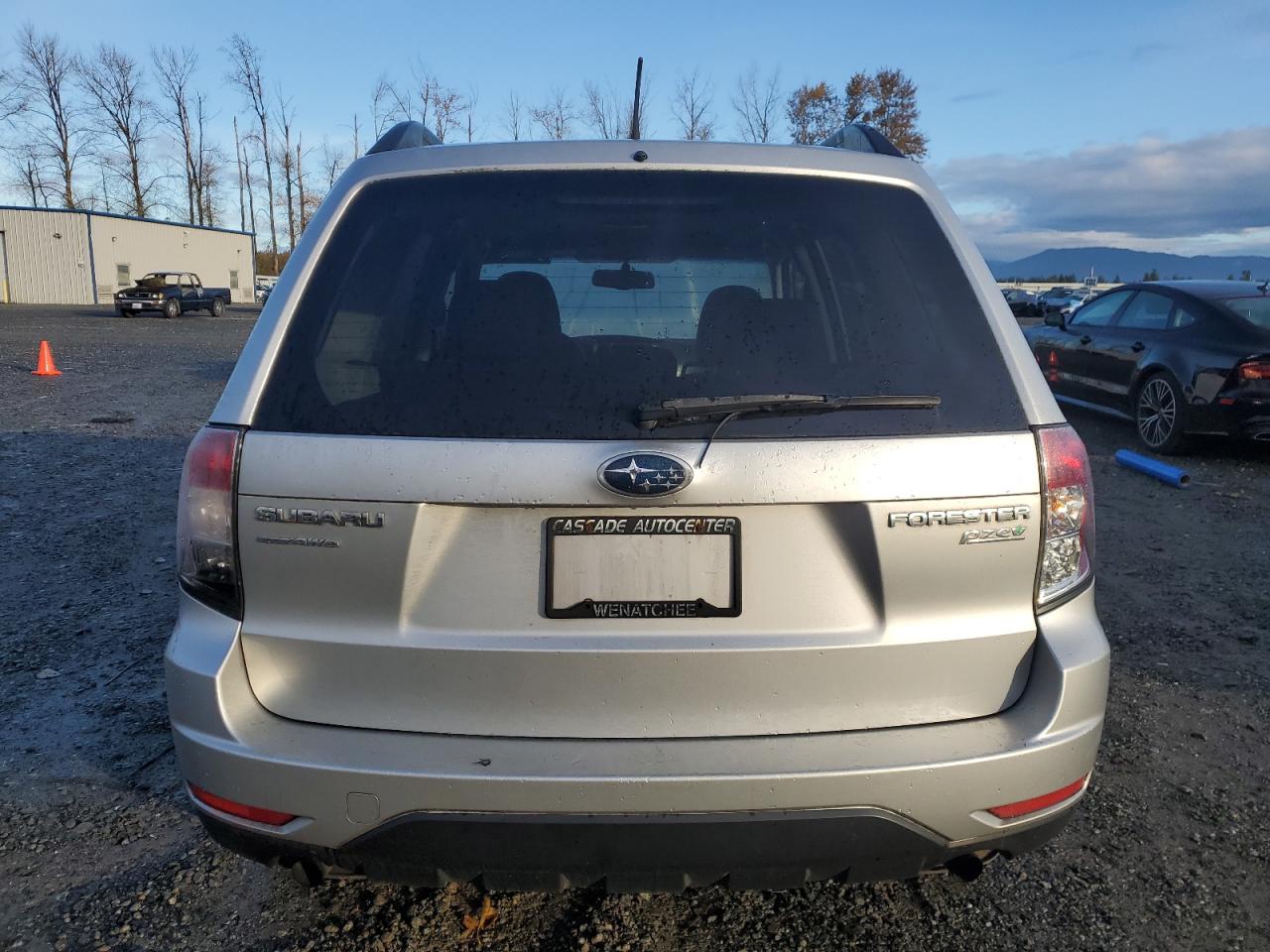 2011 Subaru Forester 2.5X Premium VIN: JF2SHADC2BH774834 Lot: 78960564