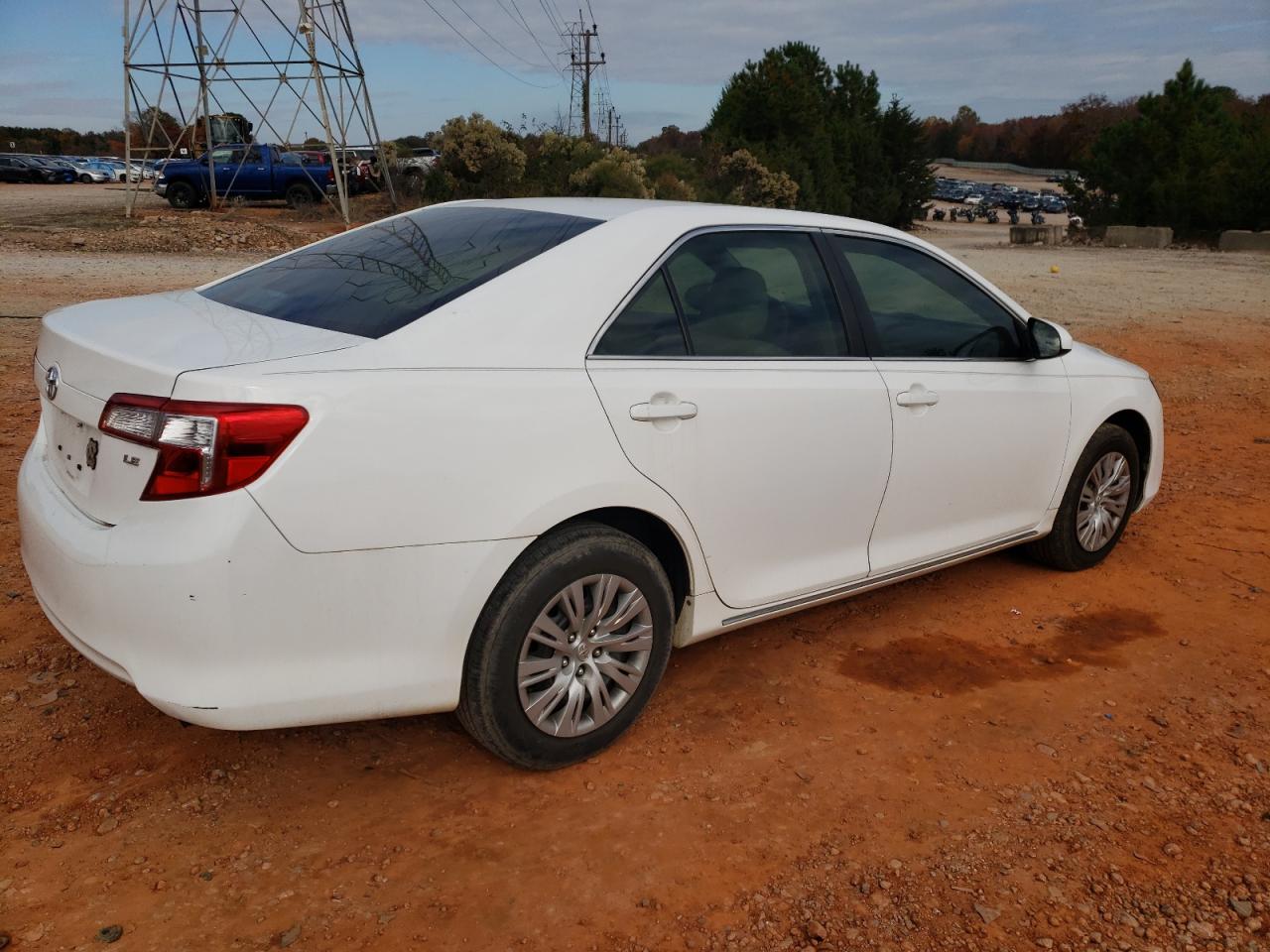 2014 Toyota Camry - Image 3