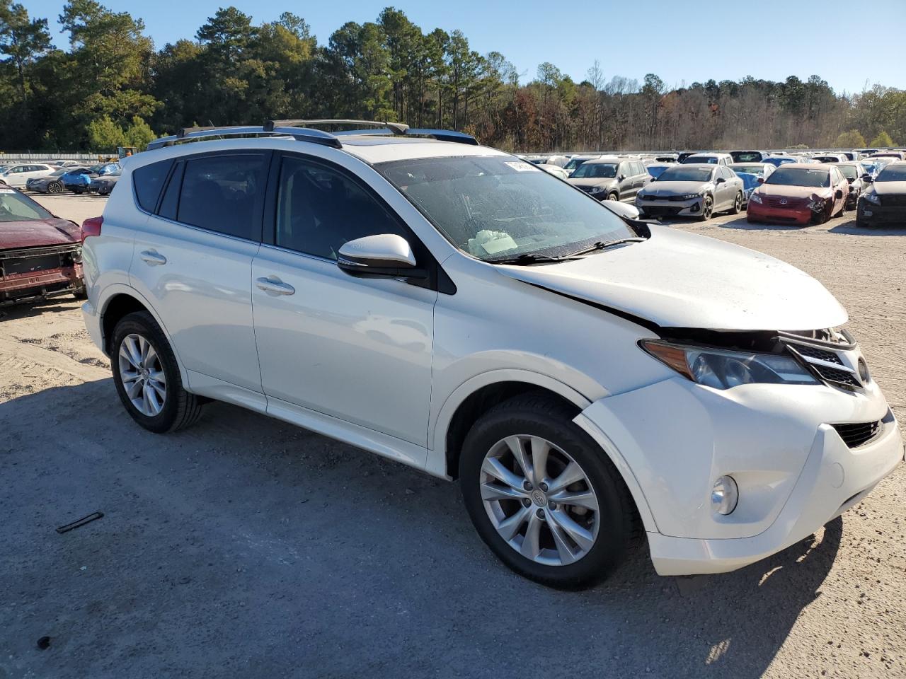 2014 Toyota RAV 4 - Image 4