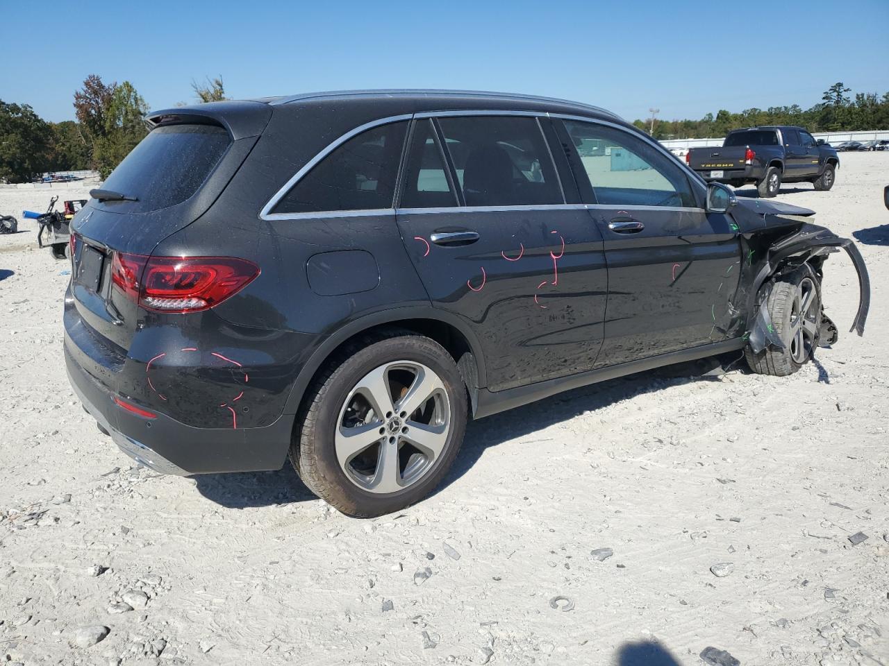 2021 Mercedes-Benz GLC - Image 3