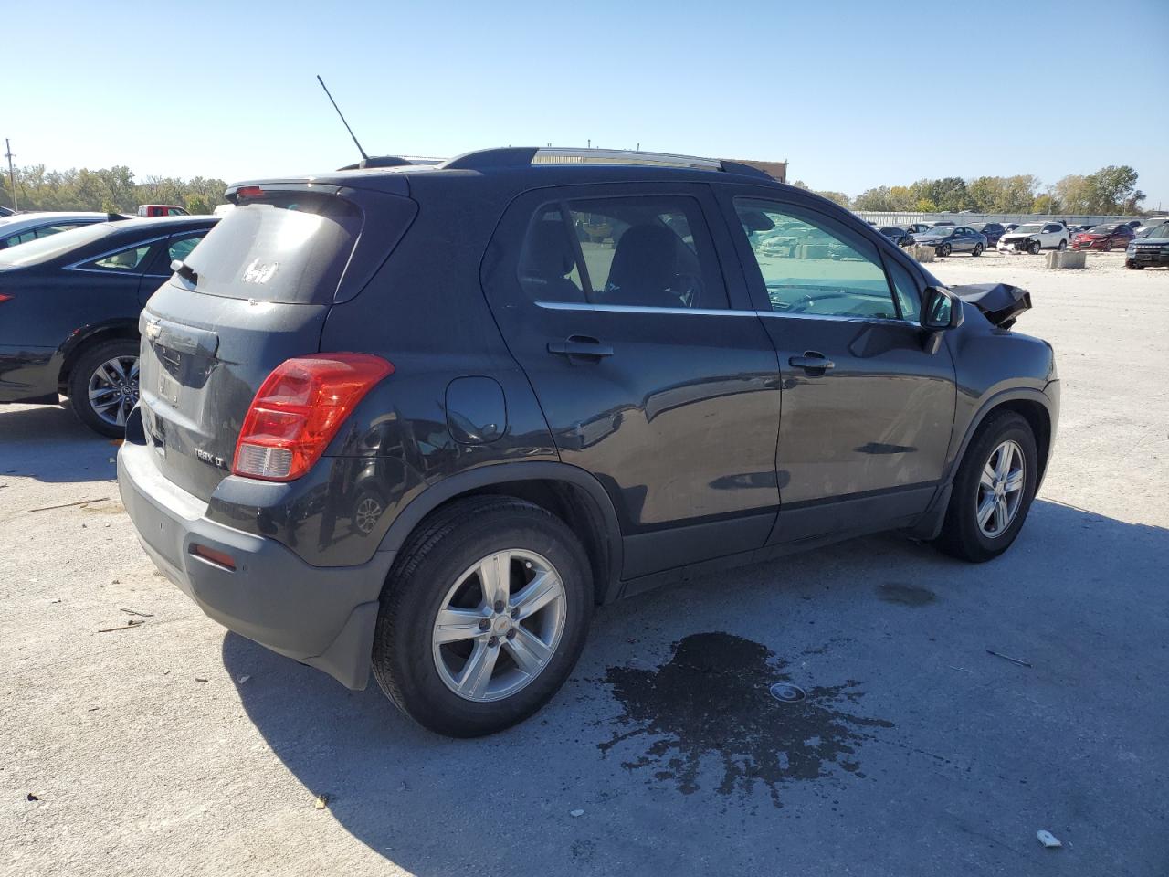 2016 Chevrolet Trax - Image 3