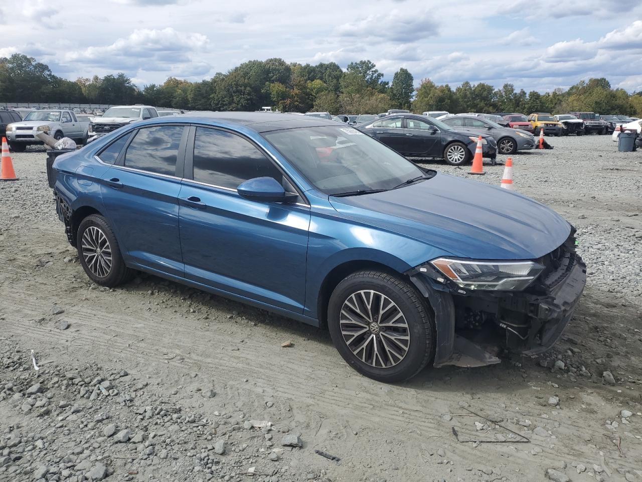 2021 Volkswagen Jetta - Image 4