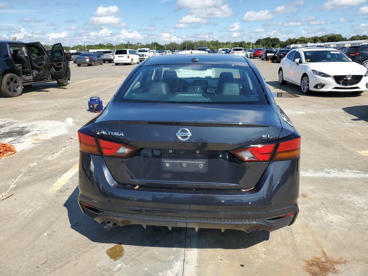 1N4BL4EV8KC117067 2019 Nissan Altima Sl