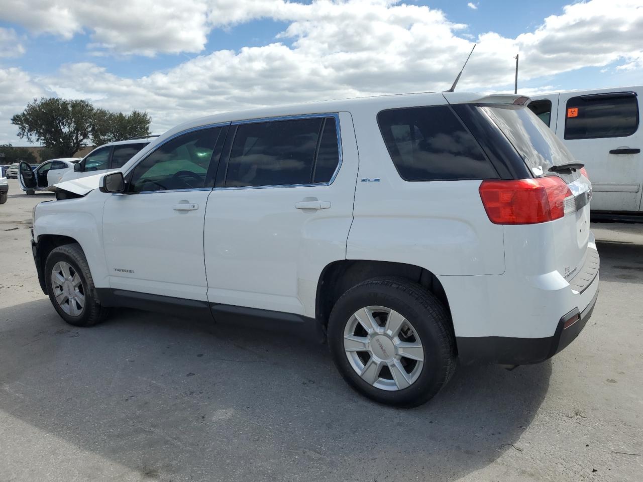 2012 GMC Terrain - Image 2