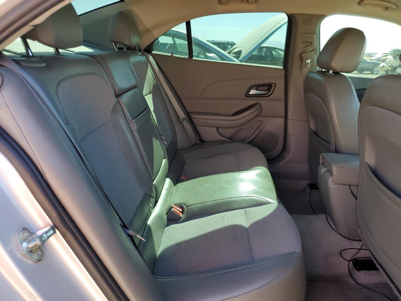 2013 Chevrolet Malibu - Image 10