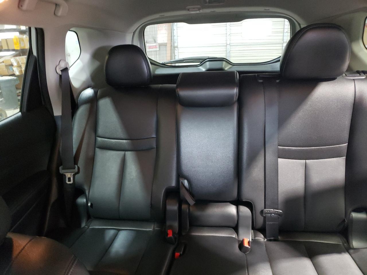 2017 Nissan Rogue - Image 10