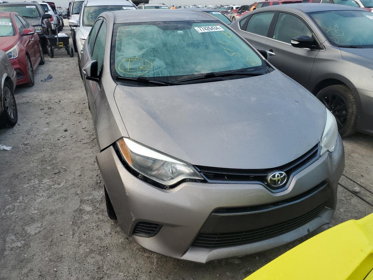 2T1BURHE2FC365764 2015 Toyota Corolla L