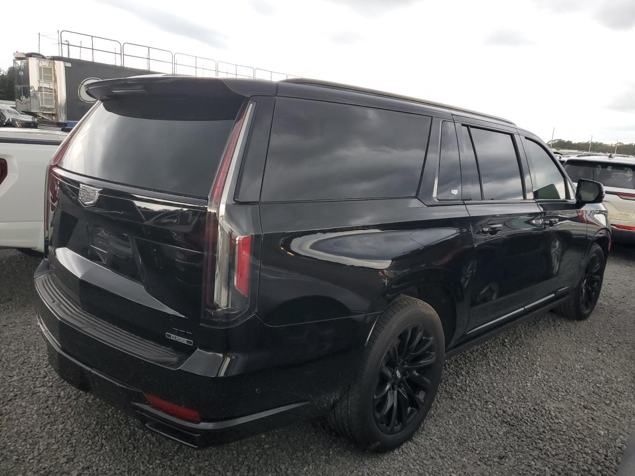 1GYS4RKL5RR185724 2024 Cadillac Escalade Esv Sport Platinum