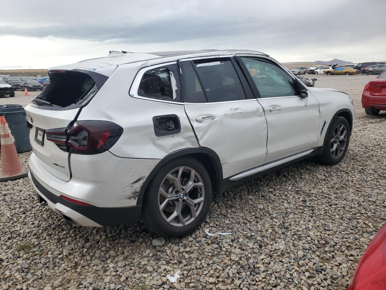 VIN 5UX53DP07N9M66293 2022 BMW X3 no.3