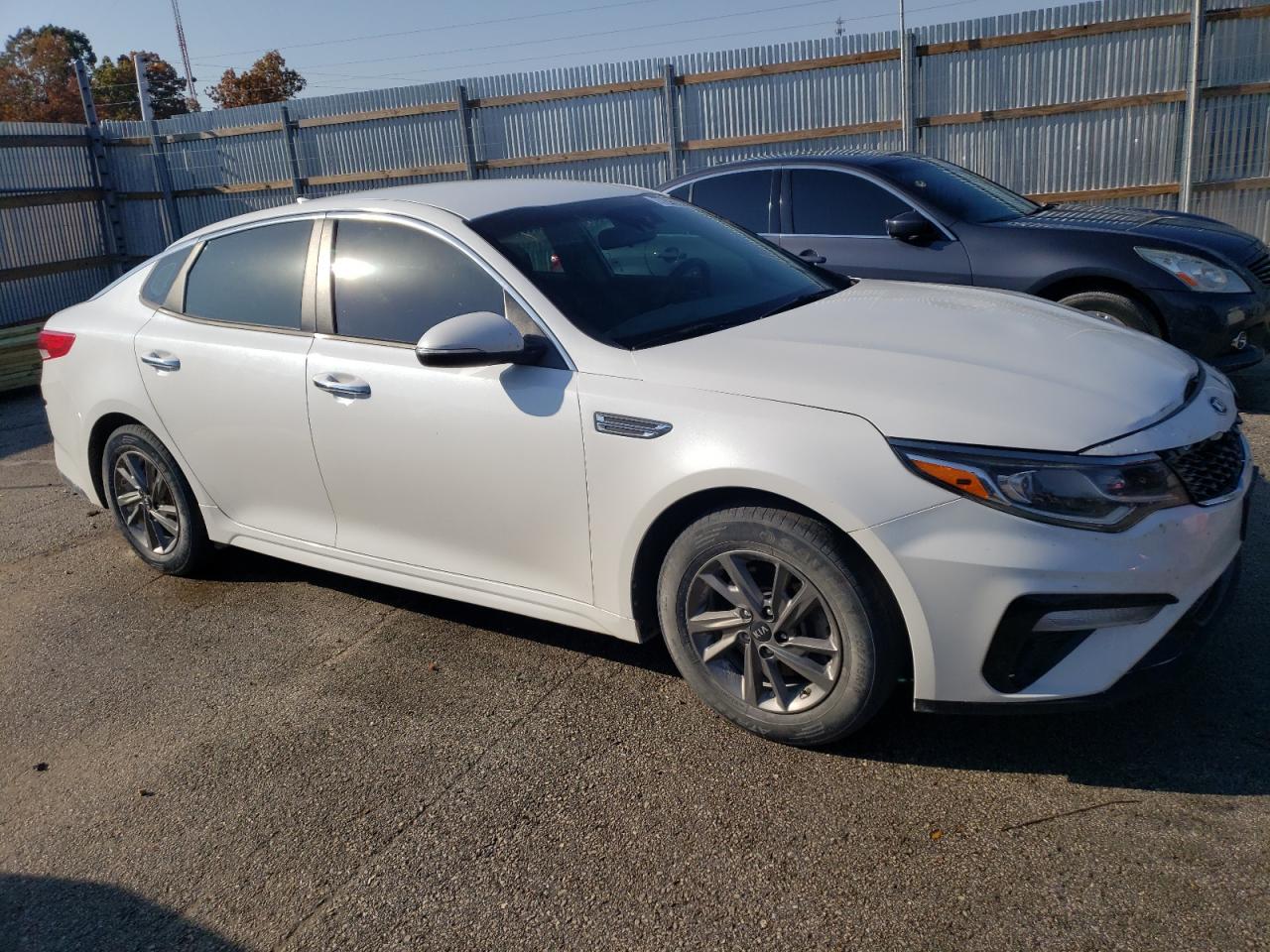 2019 Kia Optima - Image 4