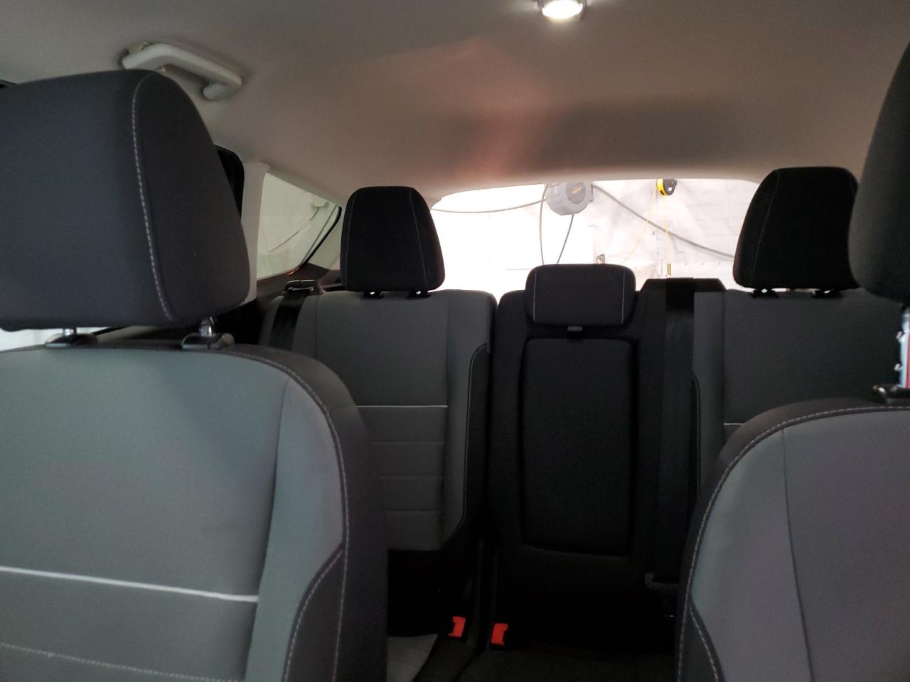 2015 Ford Escape - Image 10