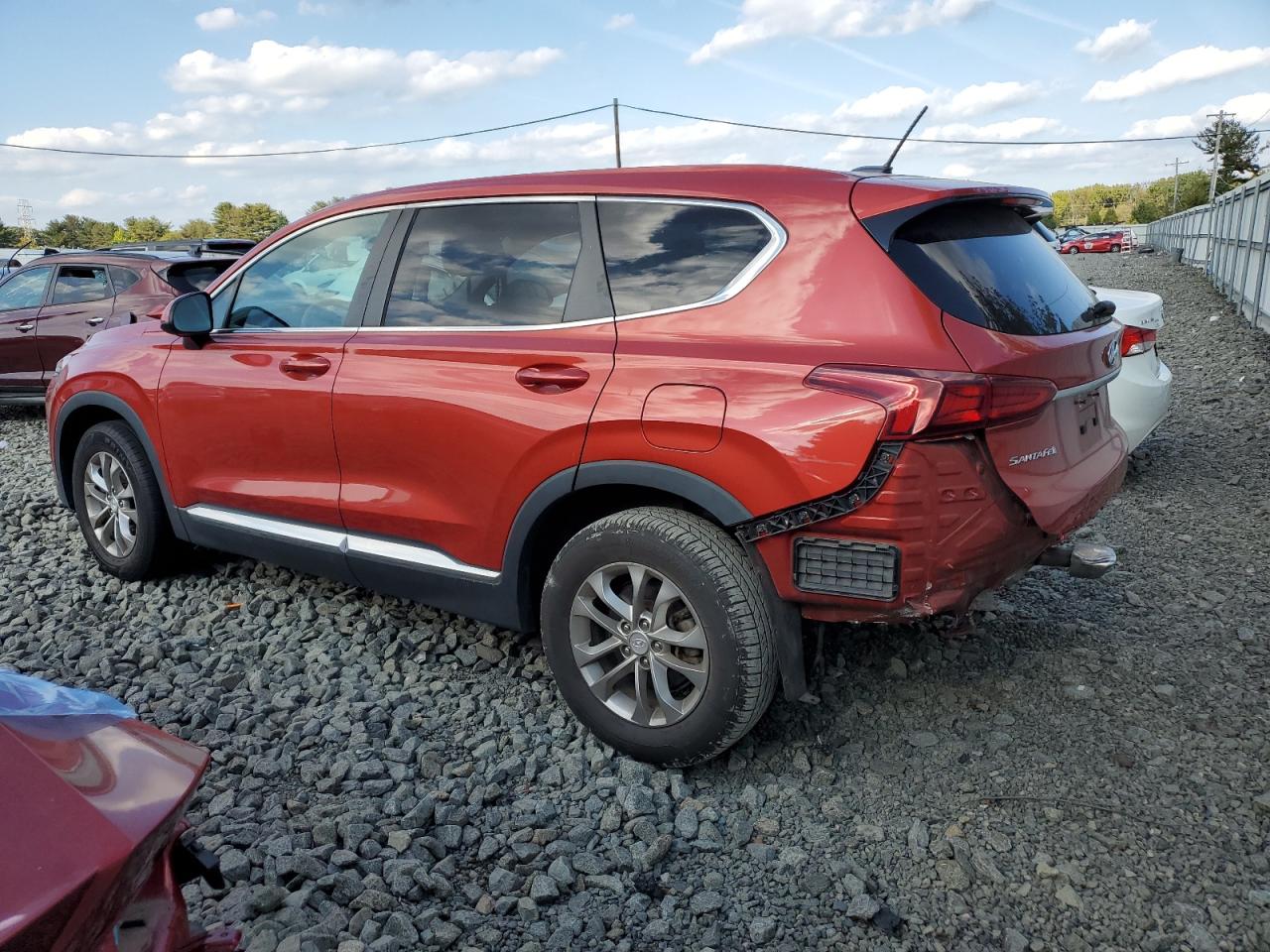 2020 Hyundai Santa Fe - Image 2