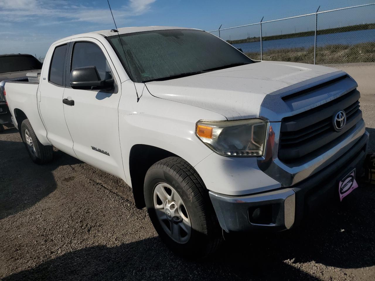 2015 Toyota Tundra Double Cab Sr VIN: 5TFRM5F18FX084142 Lot: 75126714