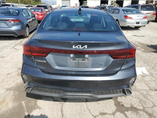 3KPF24AD5RE808703 Kia Forte LX 6