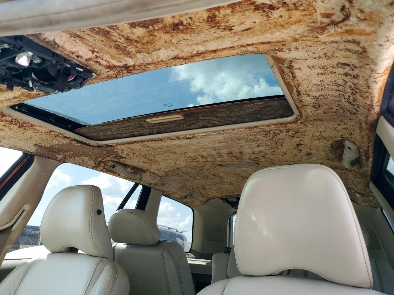 2006 Volvo XC90 - Image 10