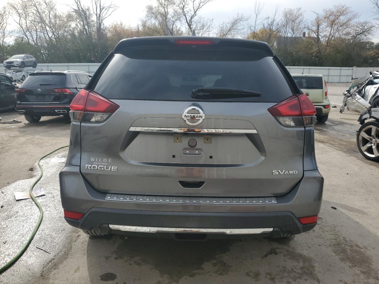 2018 Nissan Rogue S VIN: KNMAT2MV5JP605038 Lot: 75331934