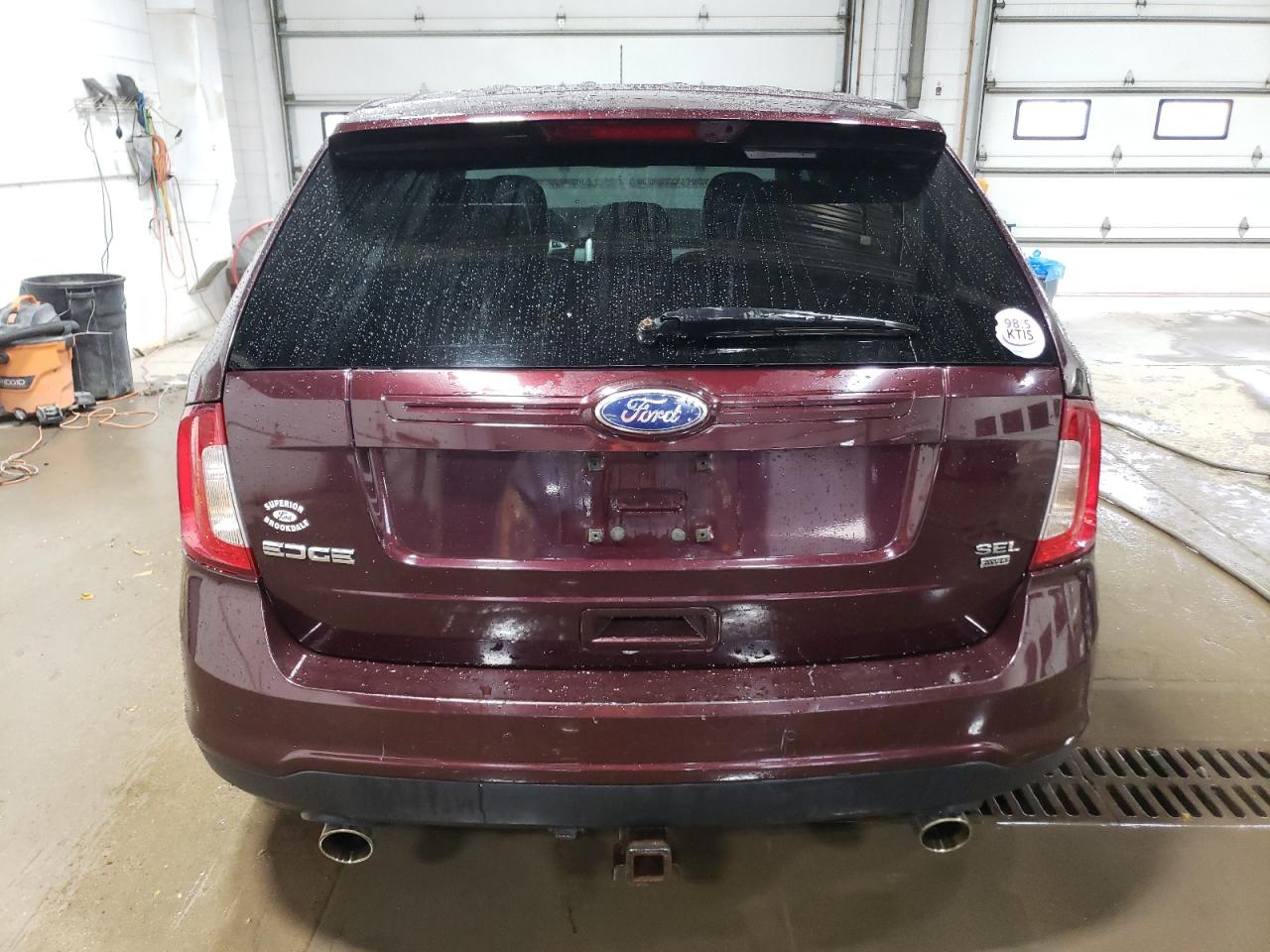 2FMDK4JC3BBA12412 2011 Ford Edge Sel