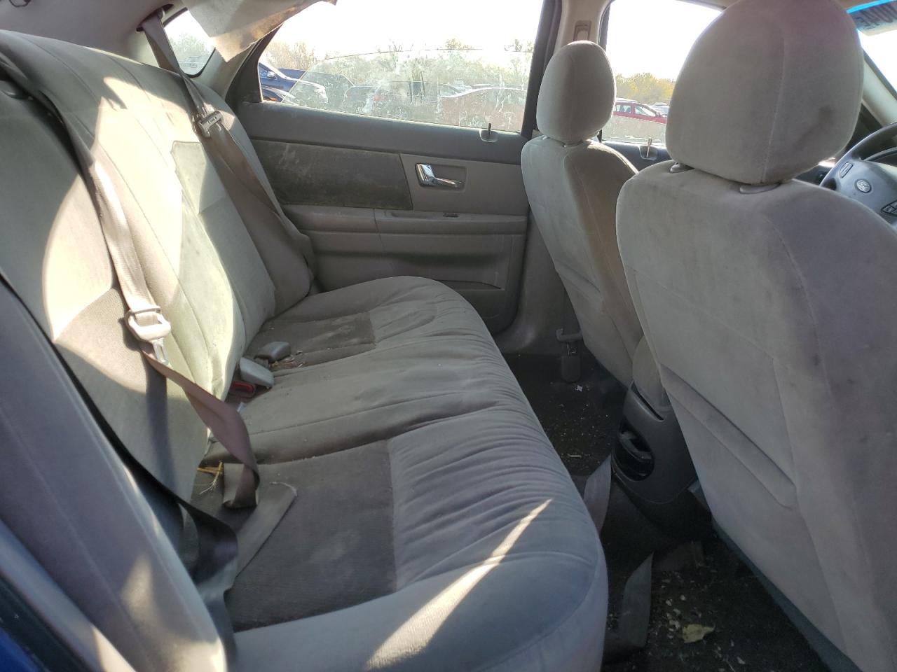 2003 Ford Taurus - Image 10
