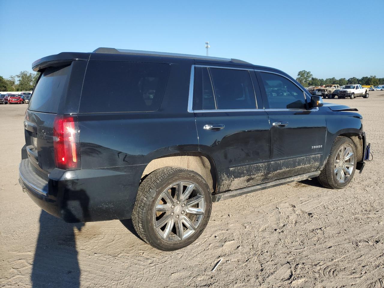 2018 Chevrolet Tahoe - Image 3