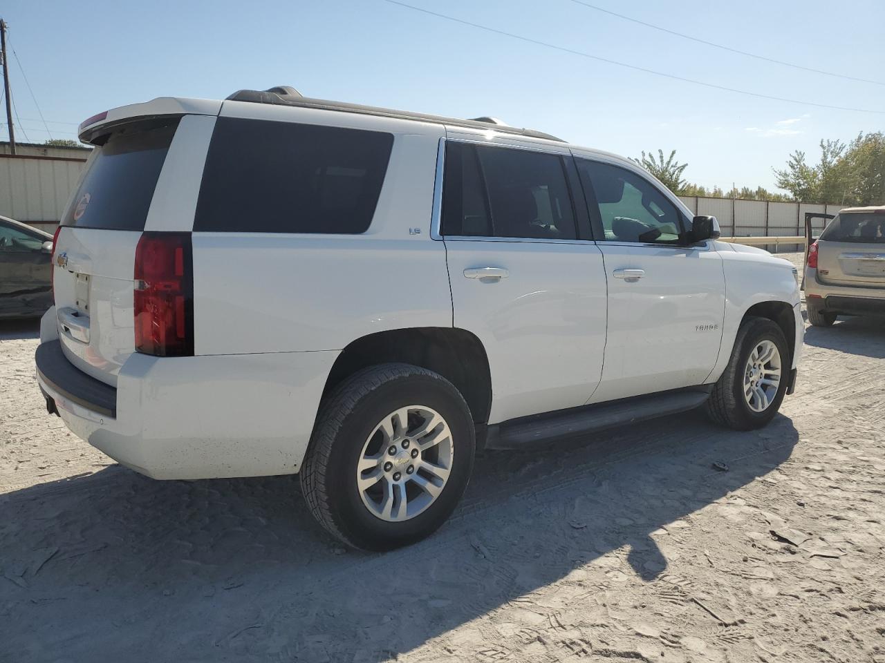 2016 Chevrolet Tahoe - Image 3
