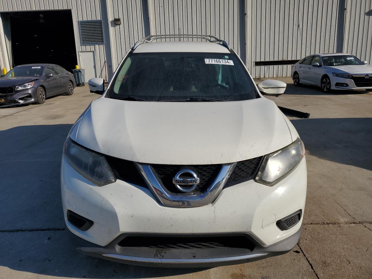 2016 Nissan Rogue - Image 5
