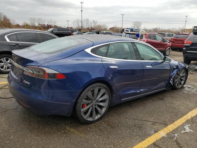  TESLA MODEL S 2016 Синий