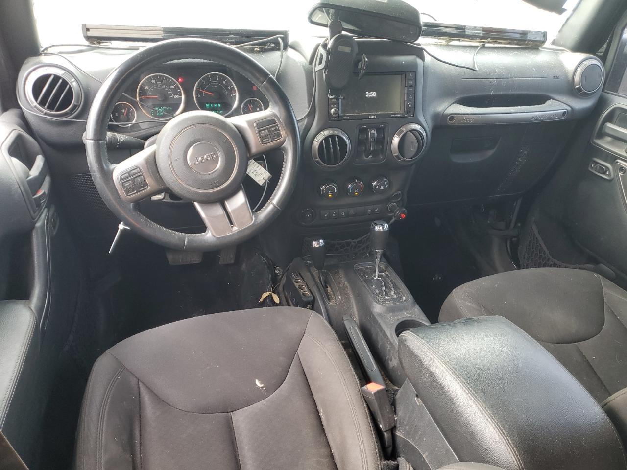 2018 Jeep Wrangler Unlimited Sahara VIN: 1C4BJWEG2JL808039 Lot: 78275434