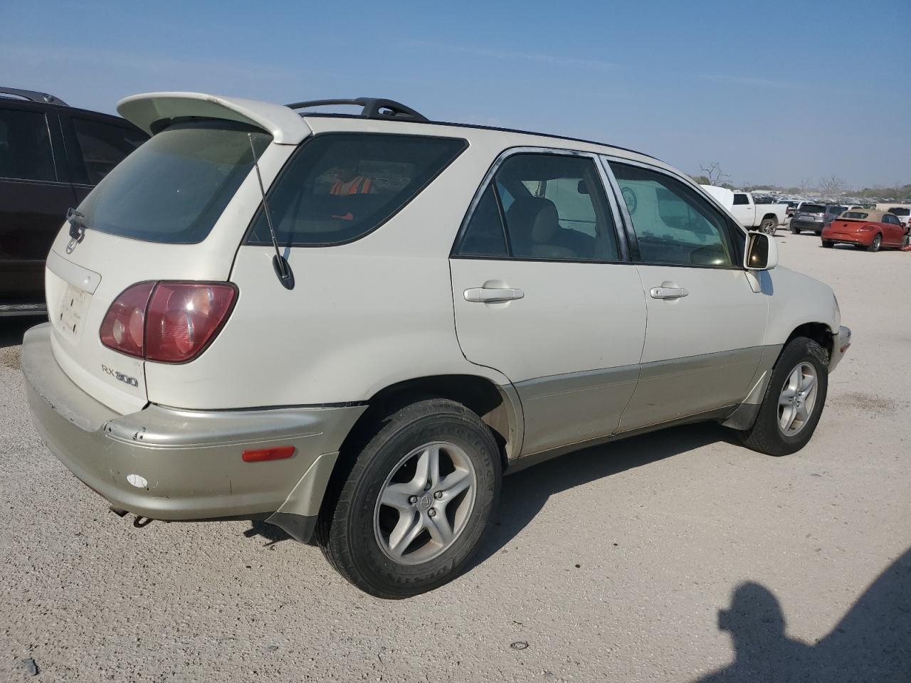 2000 Lexus Rx 300 VIN: JT6HF10U0Y0101780 Lot: 76638894