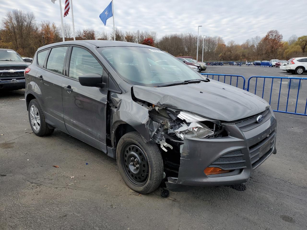 2016 Ford Escape S VIN: 1FMCU0F7XGUB27696 Lot: 77573104