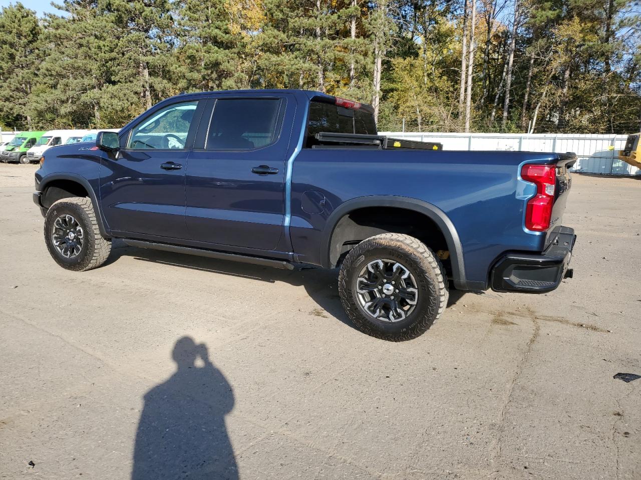 2022 Chevrolet Silverado - Image 2
