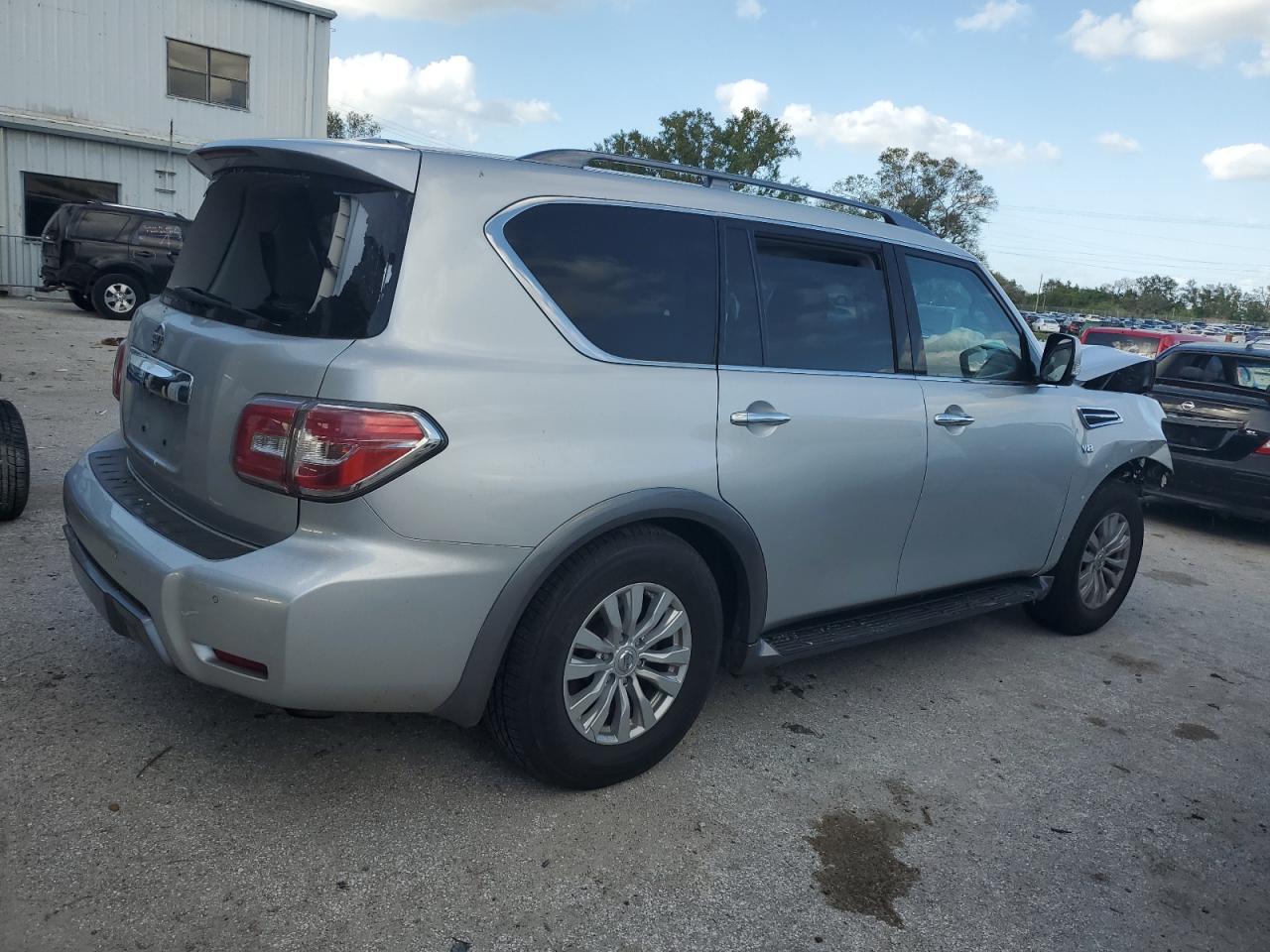 2019 Nissan Armada - Image 3