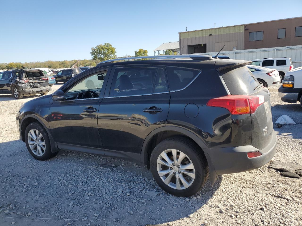 2015 Toyota RAV 4 - Image 2